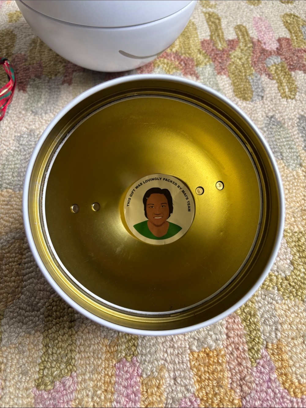 Lush Butterbear 10” Decorative Metal Storage Tin Rare Christmas Collector’s find - Picture 9 of 16